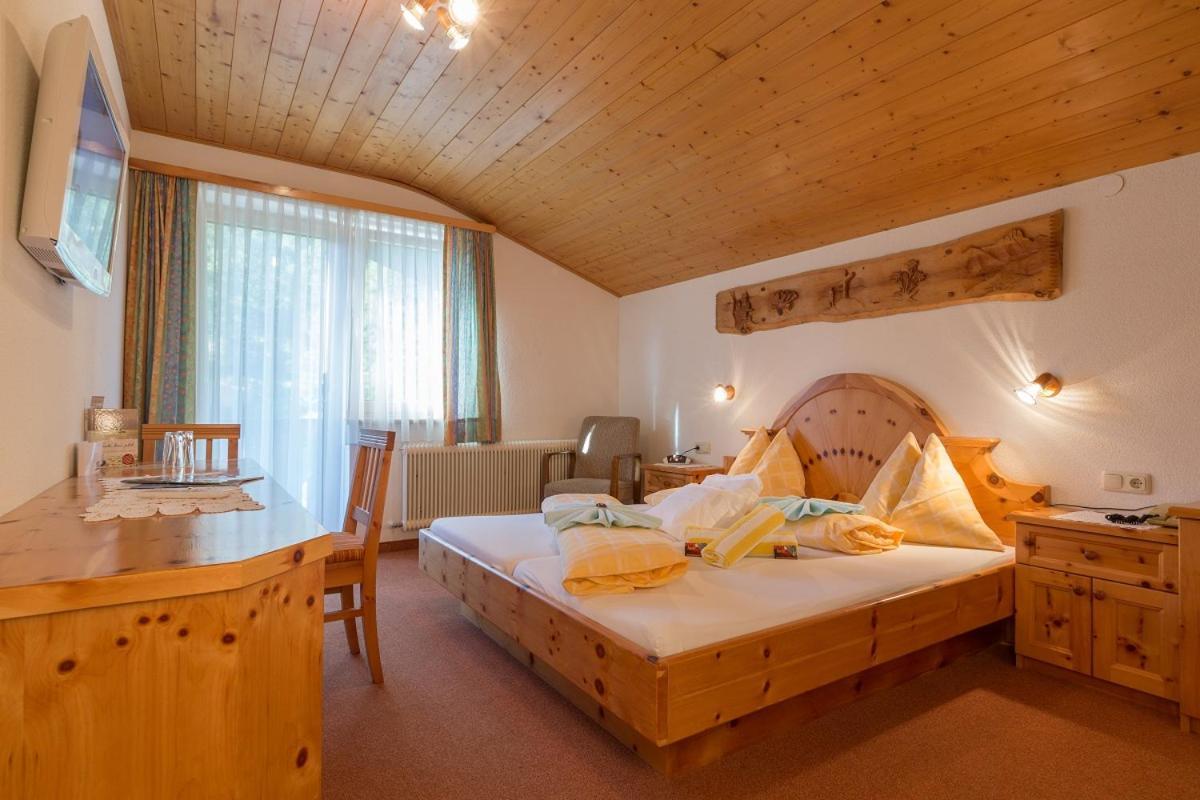 Hotel Sporthof Austria Рамзау-ам-Дахштайн Екстер'єр фото